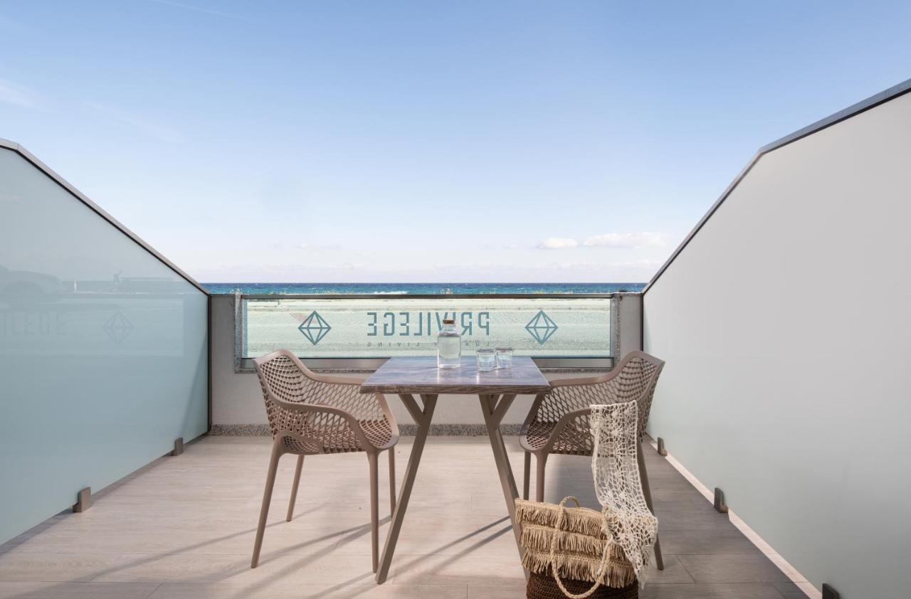 Privilege Luxury Living Sarti Dış mekan fotoğraf